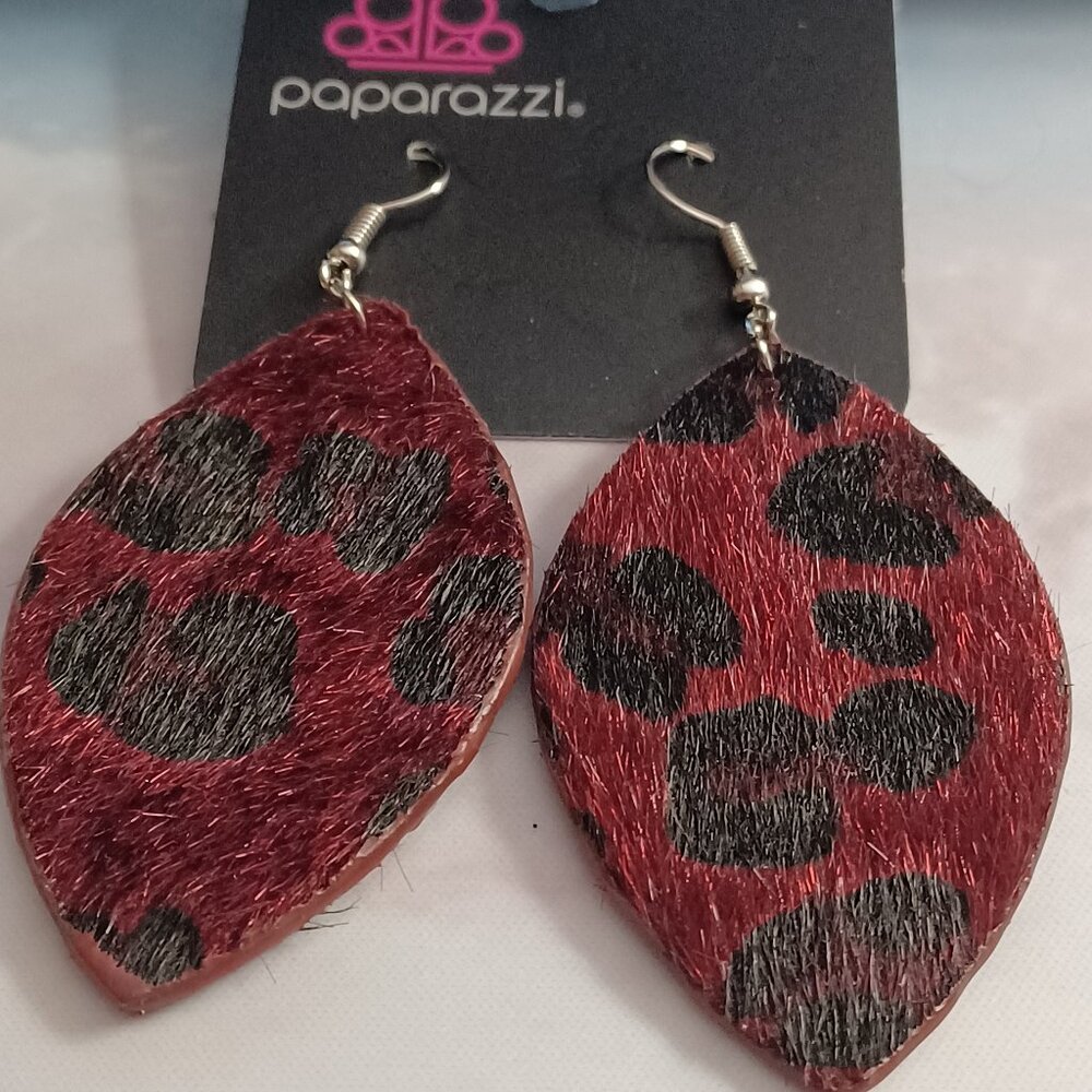 NWT PAPARAZZI BE MY RED LEOPARD VALENTINE SUEDE EARRINGS